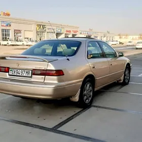 Toyota Camry 1998