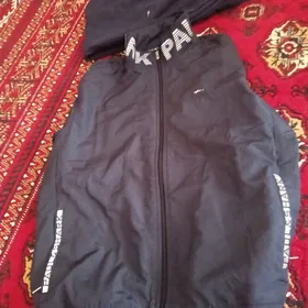 спортивный костюм