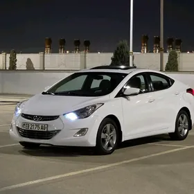 Hyundai Elantra 2012