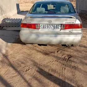 Toyota Camry 2001
