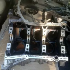 Infiniti 3.5 motor