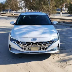 Hyundai Elantra 2021