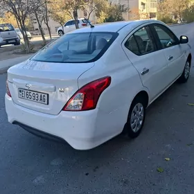 Nissan Sunny 2020