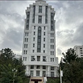 Sowetski köçe 1-etaj 3 komnat