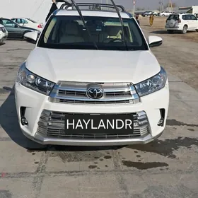 Toyota Highlander 2016