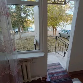 Центр, 1 этаж, 2 ком