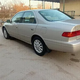 Toyota Camry 2000