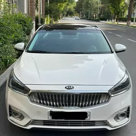Kia Cadenza 2018