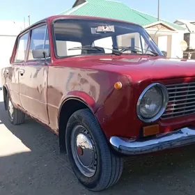 Lada 2104 1982