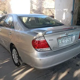 Toyota Camry 2005