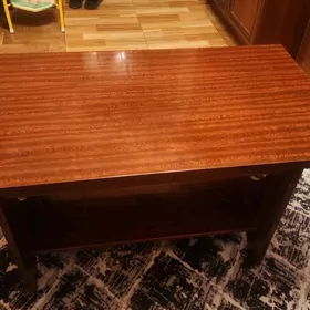 журнальный столик