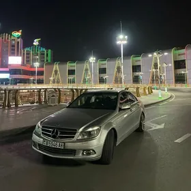 Mercedes-Benz C350 2009