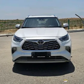 Toyota Highlander 2020