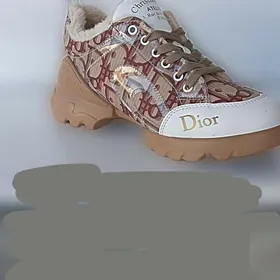 УТЕПЛЁННЫЕ КРОССОВКИ