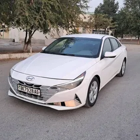 Hyundai Elantra 2021