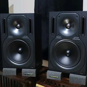 Studio Kalonka Behringher!!!