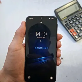 samsung galaxy A40