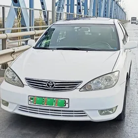 Toyota Camry 2005
