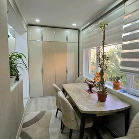 10 Mkr, 2 kom, razdelnyy