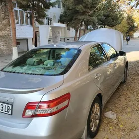 Toyota Camry 2010