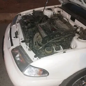 Hyundai Elantra 1995