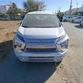 Mitsubishi Xpander 2023
