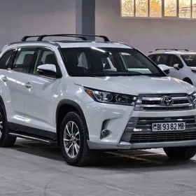 Toyota Highlander 2019