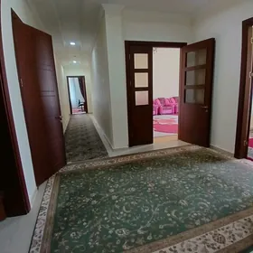 Московская 7этаж 3 ком 155м²