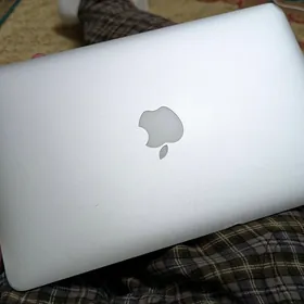 Macbook Air (2010)