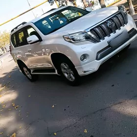 Toyota Land Cruiser Prado 2014