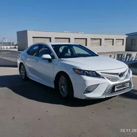 Toyota Camry 2020