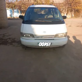 Toyota Previa 1992