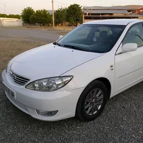 Toyota Camry 2005