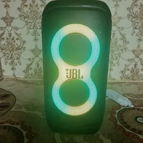 JBL 320