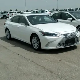 Lexus ES 350 2019