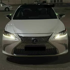 Lexus ES 350 2019