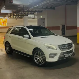 Mercedes-Benz ML400 2012
