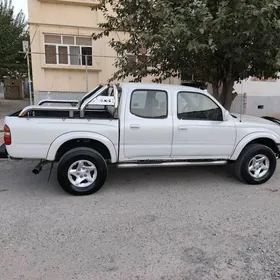 Toyota Tacoma 2003