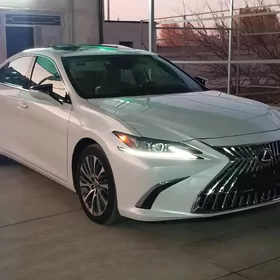 Lexus ES 350 2021