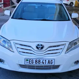 Toyota Camry 2011