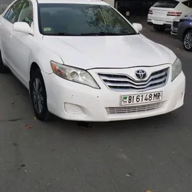 Toyota Camry 2011