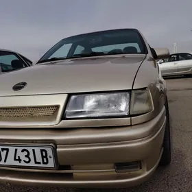 Opel Vectra 1992