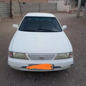 Nissan Sunny 1994