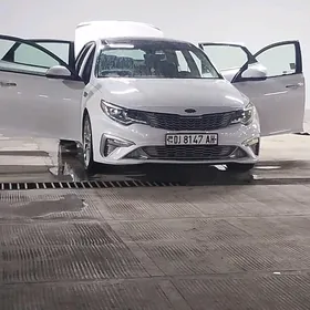 Kia Optima 2020