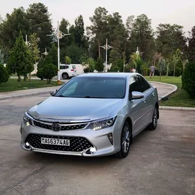 Toyota Camry 2013