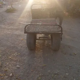 тачка трех калесная