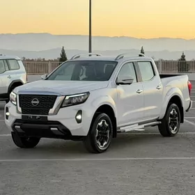 Nissan Navara 2025