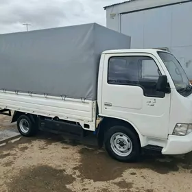 Toyota Dyna 2000