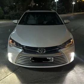 Toyota Camry 2017