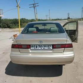 Toyota Camry 1998